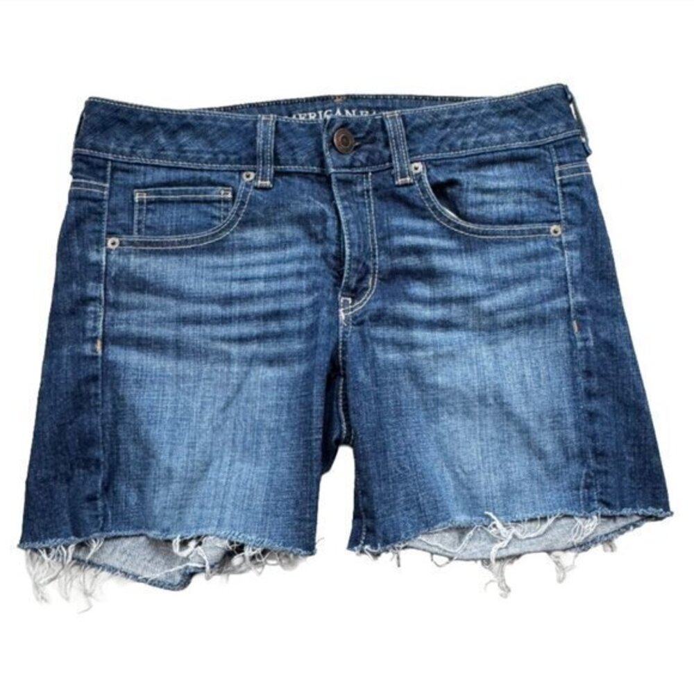 American Eagle Stretch Medium Wash Frayed Distressed Jean Short